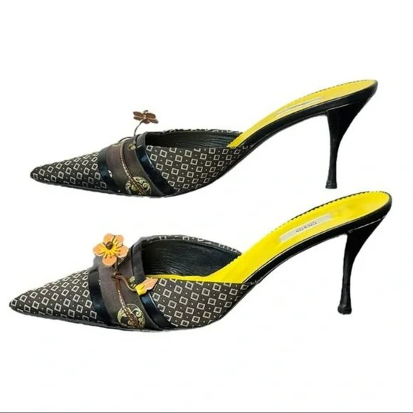 Vintage Prada Kimono Floral Pop Out Flower Kitten Heels Pointed Mules.  SZ 37.5 - Picture 4 of 7
